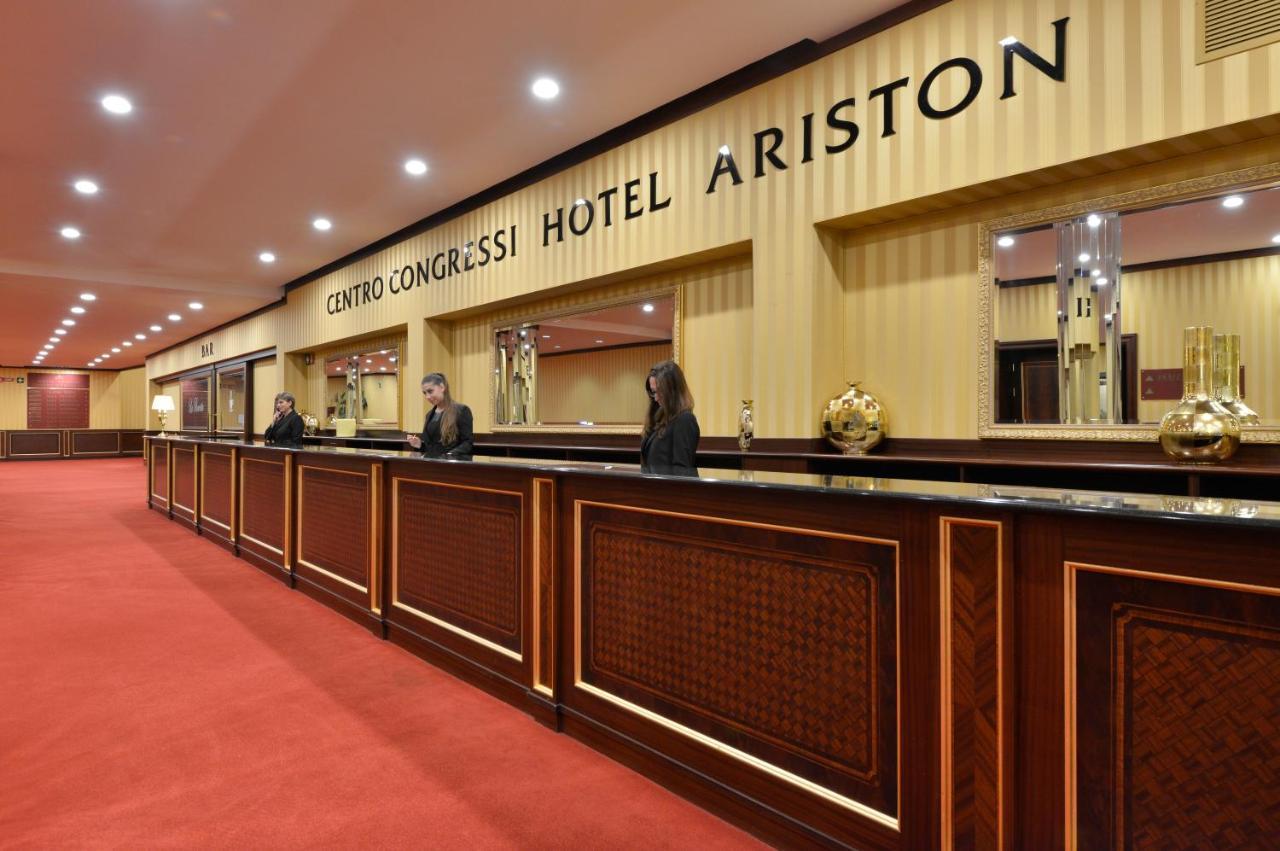 Hotel Ariston Paestum Exterior foto